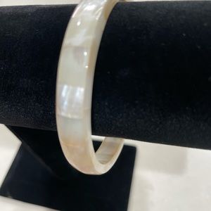 Authentic Mother of Pearl Bracelet.